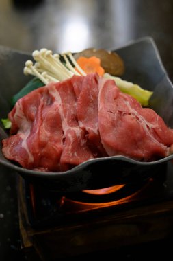 Japonya 'da sığır eti sukiyaki