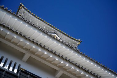 Gifu kalesi ve mavi gökyüzü