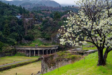Sado adasındaki Kitazawa Yüzme Tesisi