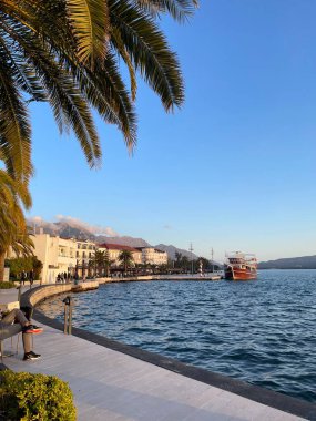 Dubai Marina manzarası. Yüksek kaliteli illüstrasyon