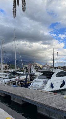 Porto Karadağ yatı. Karadağ 'ın seçkin bölgeleri. Yüksek kalite fotoğraf