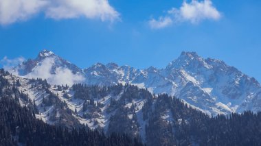 güzel dağ manzarası, Kazakistan 'ın doğası