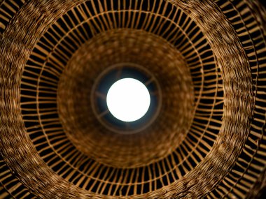 Siyah arka planda saman avizesi. Yüksek kaliteli illüstrasyon