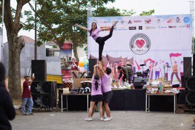79. Endonezya Bağımsızlık Günü kutlamalarında ponpon kız takımı sahne alacak.