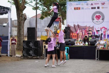 79. Endonezya Bağımsızlık Günü kutlamalarında ponpon kız takımı sahne alacak.