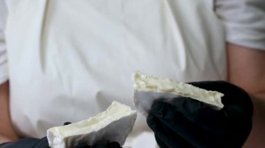 Dönüşümlü kremalı Camembert 'in 4K' lık detaylı görüntüsü. Yüksek kalite 4k görüntü