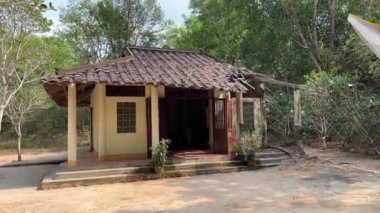 Vietnam Savaşı sırasında Cu Chi tünellerindeki gerilla kampının görüldüğü yer artık turistik bir yer. Seyahat konsepti. Cu Chi, Viet Nam Cu Chi 