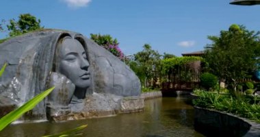 Vietnam 'da Phu Quoc adasında Yeni Şehir Büyük Dünya' yı yontuyor. Evler parlak güzel heykeller sanat kusursuzluk temizliği tüm yaz boyunca. Seyahat. Ünlü bir yer. şehir simgesi