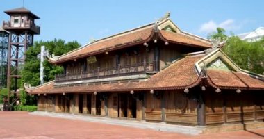 Mobil sergi, Asia China Korea Japonya Vietnam 'daki klasik binaları çekmek için kovboy stili eski bir model. Batı Film Binaları