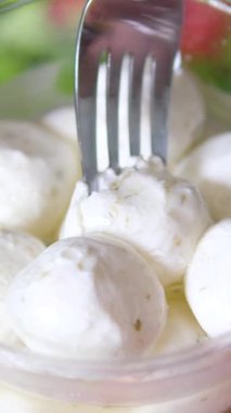 Labane Tarifi yumuşak tart peynirli yoğurt, Yunan yoğurdu, yoğurt peyniri. Yüksek kalite 4k görüntü