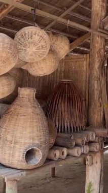 Vietnam Savaşı sırasında Cu Chi tünellerindeki gerilla kampının görüldüğü yer artık turistik bir yer. Seyahat konsepti. Cu Chi, Viet Nam Cu Chi 