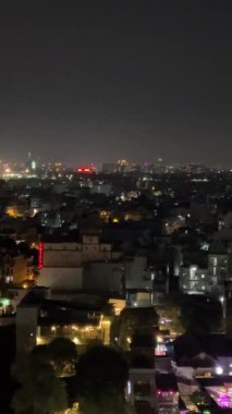 Ho Chi Minh City, Vietnam 'daki kavşakta hava trafiği. Yüksek kalite 4k görüntü