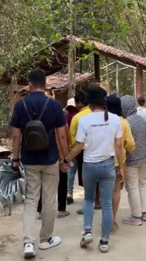 Vietnam Savaşı sırasında Cu Chi tünellerindeki gerilla kampının görüldüğü yer artık turistik bir yer. Seyahat konsepti. Cu Chi, Viet Nam Cu Chi 06.06.2024