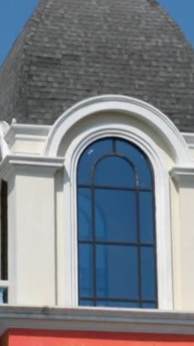 Grand World Phu Quoc Pearl Island manzaralı güzel yerlerin eşsiz mimarisidir. Venedik İtalya 'daki gibi renkli binalar Phu Quoc Adası Vietnam 07.17.2024