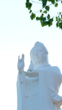 Ho Quoc Pagoda, Phu Quoc 'ta. Merkezi giriş kapısı Ho Quoc Pagoda Budist Tapınağı, Phu Quoc Adası, Vietnam, Hindiçin, Güneydoğu Asya, Asya. Yüksek kalite