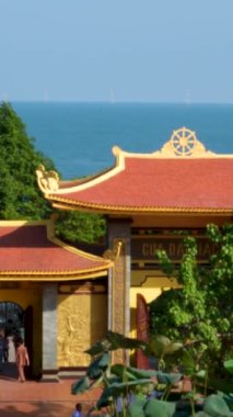 Merkezi giriş kapısı Pagoda Budist Tapınağı, Phu Quoc Adası, Vietnam, Hindiçin, Güneydoğu Asya, Ho Quoc Pagoda in Phu Quoc 10.06.2024