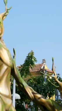 Phu Quoc Adası, Büyük Dünya, Vietnam, en son boş şehir, Kien Giang Eyaleti. Meşhur eğlence, eğlence ve alışveriş merkezi. Sıcak güneşli bir öğleden sonra.