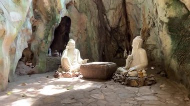 Da Nang, Vietnam, Asya Mermer Dağları 'nın Arkaplan' da gözler önüne serilen manzarası. Yüksek kalite 4k görüntü