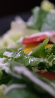 Taze salata, domates ve salatalık. Yeşil. Yüksek kalite fotoğraf