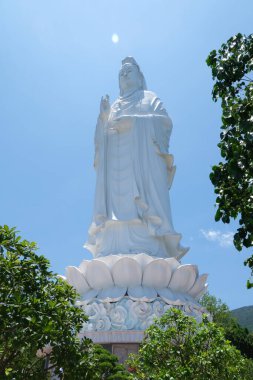 Danang Vilayeti, Vietnam için Guan Yin heykelinin tapınağının bayan Buda Danang Detayları. Vietnam 'daki Danang şehrindeki Linh Ung Pagoda' da Buda Heykeli. Yüksek kalite