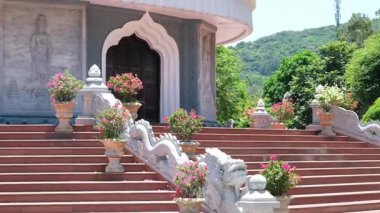 Danang Vilayeti, Vietnam için Guan Yin heykelinin tapınağının bayan Buda Danang Detayları. Vietnam 'daki Danang şehrindeki Linh Ung Pagoda' da Buda Heykeli. Yüksek kalite