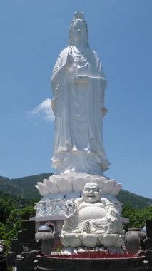 Danang Vilayeti, Vietnam için Guan Yin heykelinin tapınağının bayan Buda Danang Detayları. Vietnam 'daki Danang şehrindeki Linh Ung Pagoda' da Buda Heykeli. Yüksek kalite
