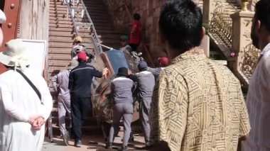 Bana Bira Fabrikası işareti, benzersizliğin sırrı, bira, bira fabrikası, Ba Na 'nın üstünde, Sun KraftBeer, Bana Bira Evi. Da Nang Vietnam 05.21.2025