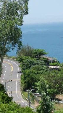 Vietnam 'ın Danang şehrindeki Linh Ung Pagoda' da DANG VİETNAM Bayan Buda heykeli. Yüksek kalite 4k görüntü