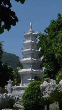Danang Vilayeti, Vietnam için Guan Yin heykelinin tapınağının bayan Buda Danang Detayları. Vietnam 'daki Danang şehrindeki Linh Ung Pagoda' da Buda Heykeli. Yüksek kalite