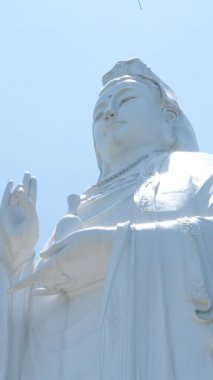 Danang Vilayeti, Vietnam için Guan Yin heykelinin tapınağının bayan Buda Danang Detayları. Vietnam 'daki Danang şehrindeki Linh Ung Pagoda' da Buda Heykeli. Yüksek kalite