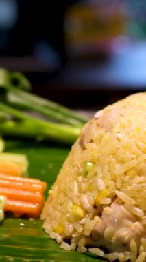 Karides ve karidesli sarımsaklı pilav. Yüksek kalite 4k görüntü