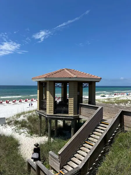 Florida 'daki Miramar Sahili' nde sahil manzaralı bir yer. 