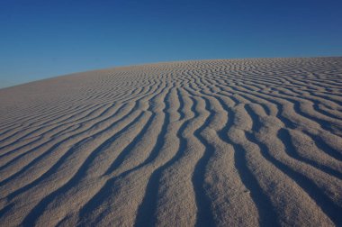White Sands Ulusal Parkı kum dalgaları