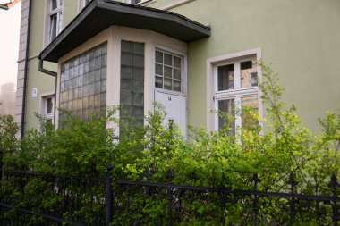 Sopot, Polonya - 12 Nisan 2024 - Sopot, Polonya 'daki eski özel ev