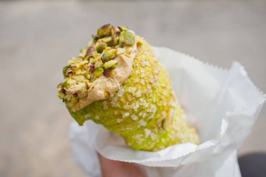 Maltese şam fıstıklı cannoli. Yaklaş.