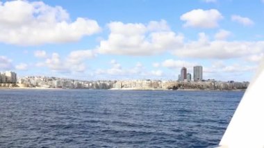 St. Julian şehri, Malta panoramik su manzarası