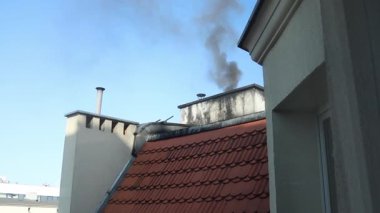 Polonya 'daki ocaktan çıkan dumanlar yakın mesafeden geliyor.