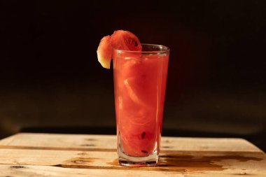 Sulu, ferahlatıcı ve sulu: karpuz, nihai yaz iyileştirici meyve..