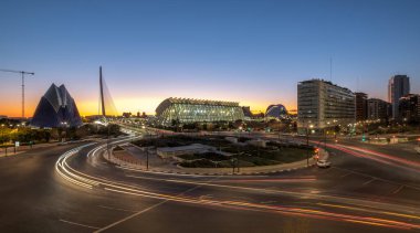 Valencia Modern Ufuk Çizgisi Günbatımı civarında Valencia şehir merkezi, İspanya, şehir silüeti