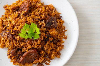 Nasi goreng - Endonezya usulü kızarmış pilav - Asya usulü