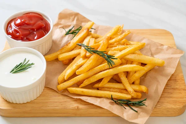 Batatas Fritas Batatas Fritas Com Creme Leite Ketchup — Fotografia de Stock