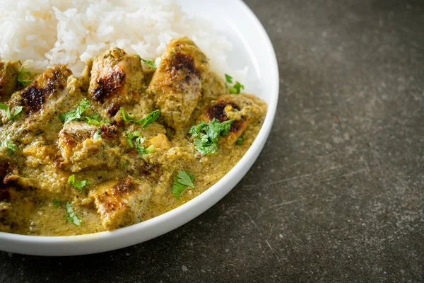 Afghani Chicken Green Curry Hariyali Tikka Chicken Hara Masala Rice — Stockfoto