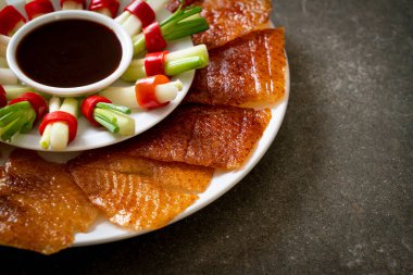 Pekin Ördeği - Çin yemeği tarzı