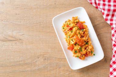 Stir-fried tomatoes with egg or Scrambled eggs with tomatoes - healthy food style