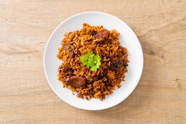 Nasi goreng - Endonezya usulü kızarmış pilav - Asya usulü