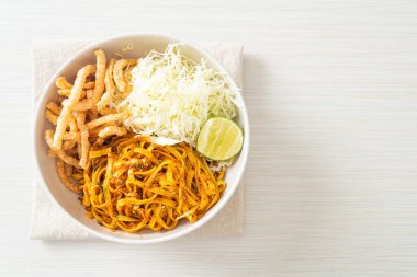 Çin Yunnan Eriştesi ya da Kwa Meng - Asya yemek tarzı