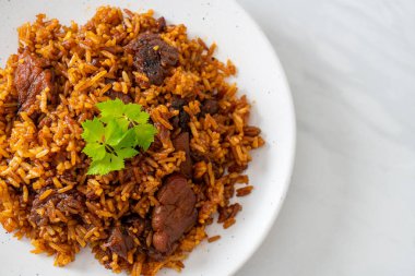 Nasi goreng - Endonezya usulü kızarmış pilav - Asya usulü