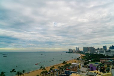 Pattaya Chonburi Tayland - 9 Kasım 2021: Pattaya şehrinin güzel manzarası ve şehir manzarası Tayland 'da popülerdir..