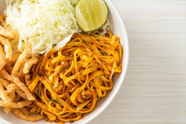 Çin Yunnan Eriştesi ya da Kwa Meng - Asya yemek tarzı