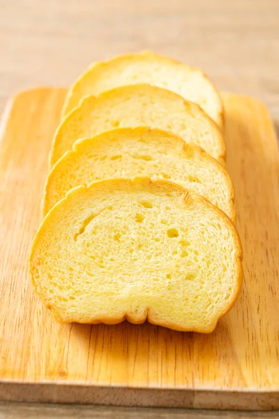 Γλυκοπατάτες Ψωμί Κομμένο Φέτες Ξύλο — Φωτογραφία Αρχείου